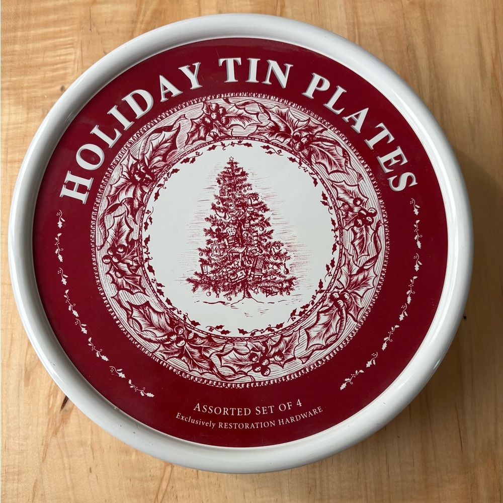 Vintage 2003 Restoration Hardware Festive Red Tin Plates 4 Plates In Tin